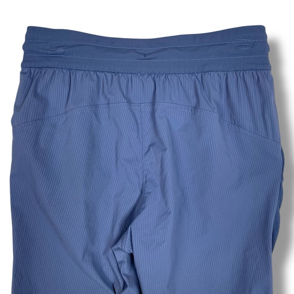 Lululemon Beyond The Studio Jogger Pants Womens Size 6 Water Drop Blue High Rise - Picture 10 of 16